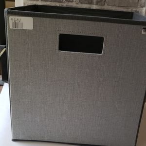 Storage box 18" gray